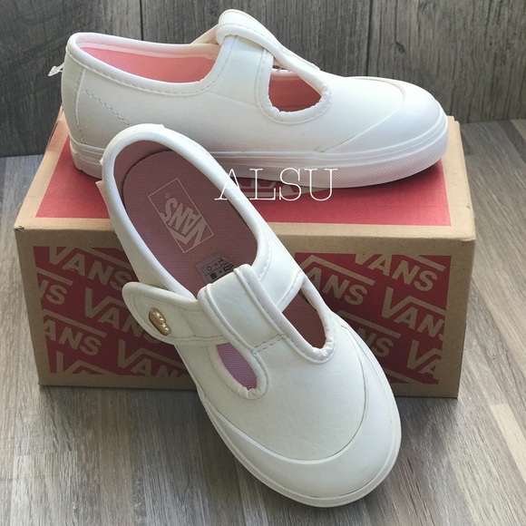 vans leena
